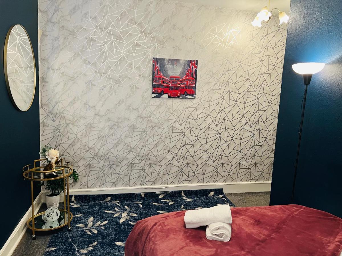 2-Bedroom Plus Living Room Flats Near Edgware Road London Bagian luar foto