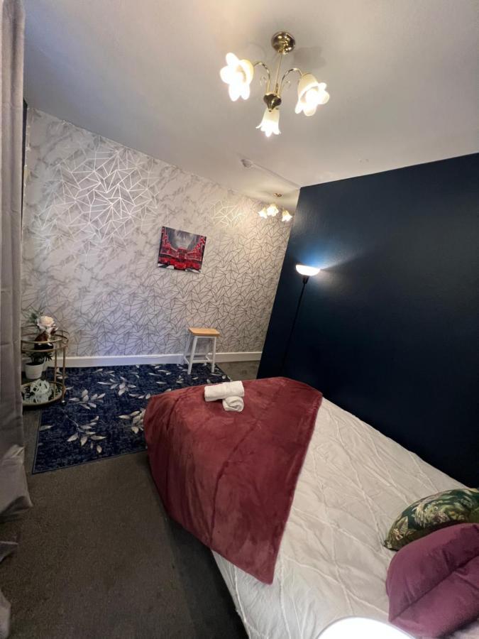 2-Bedroom Plus Living Room Flats Near Edgware Road London Bagian luar foto