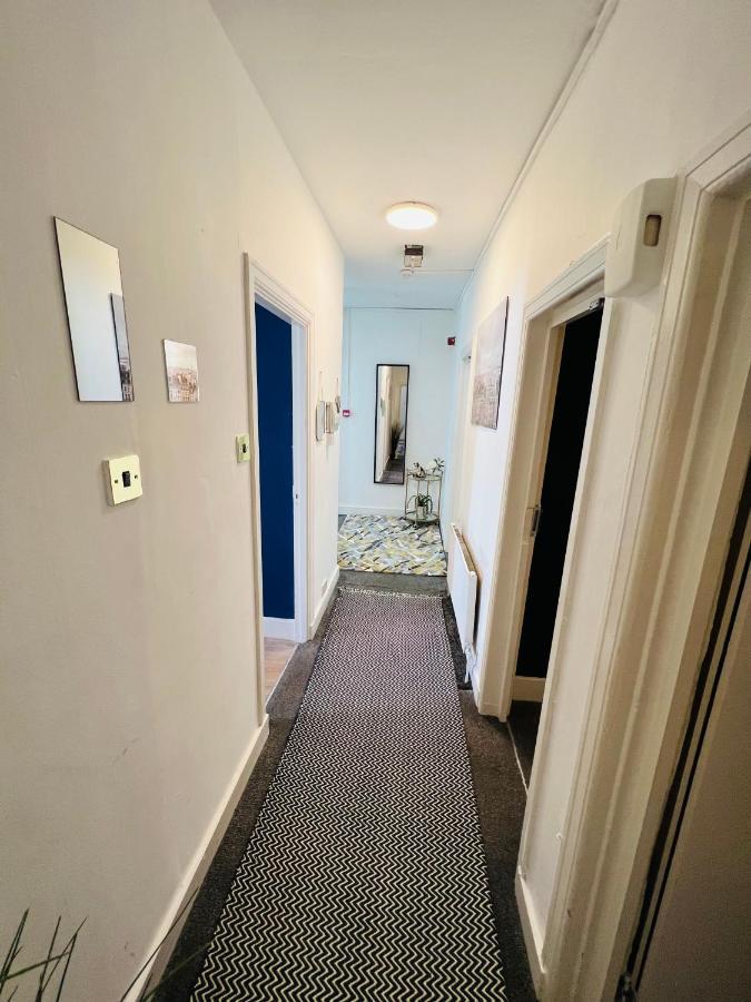 2-Bedroom Plus Living Room Flats Near Edgware Road London Bagian luar foto