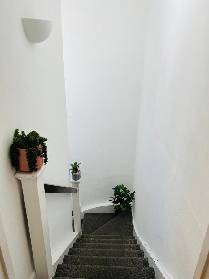 2-Bedroom Plus Living Room Flats Near Edgware Road London Bagian luar foto