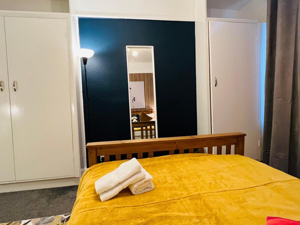 2-Bedroom Plus Living Room Flats Near Edgware Road London Bagian luar foto