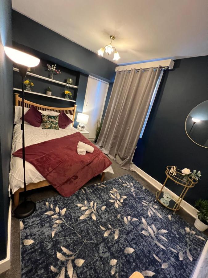 2-Bedroom Plus Living Room Flats Near Edgware Road London Bagian luar foto