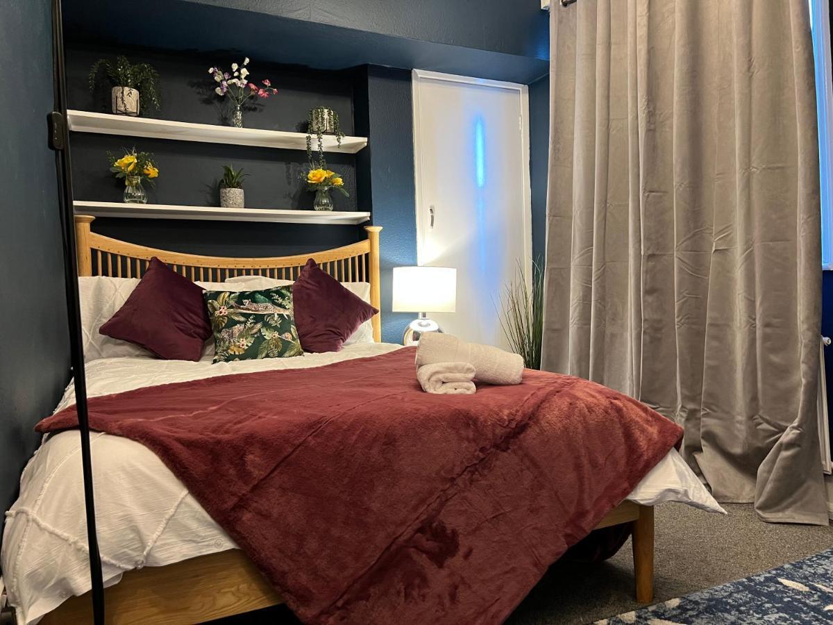 2-Bedroom Plus Living Room Flats Near Edgware Road London Bagian luar foto