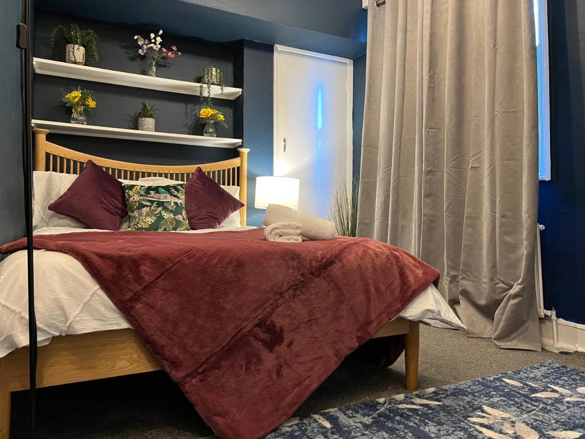 2-Bedroom Plus Living Room Flats Near Edgware Road London Bagian luar foto